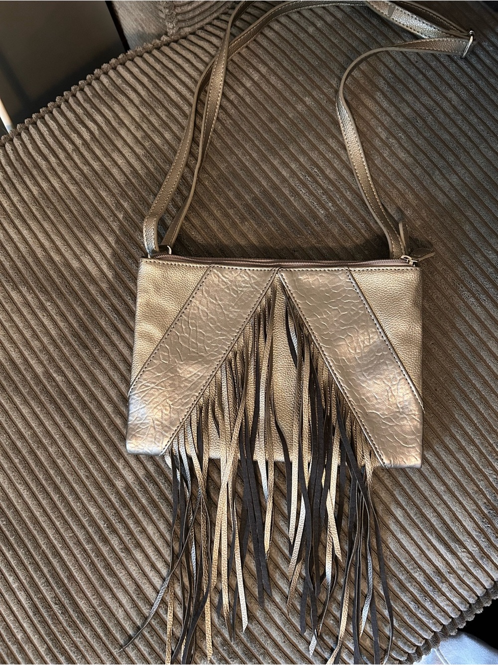 Fringed Metallic Crossbody Bag - Silver
